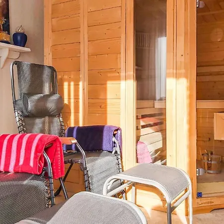 Apartamento One-bedroom With A Fireplace In