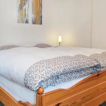 Apartamento One-bedroom With A Fireplace In